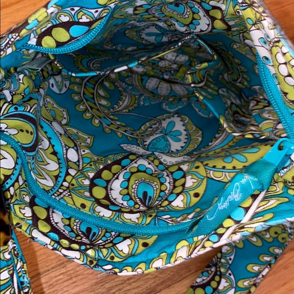 Vera Bradley crossbody - Picture 6 of 6